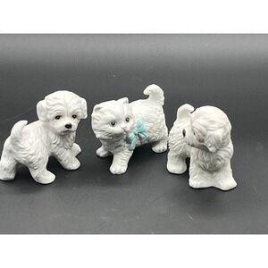 Vintage Homco White Persian Kitten Cat + Dog  Figurines Blue Bows Vintage  Qty 3
